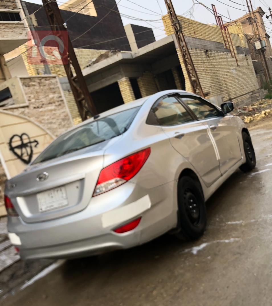 هیوندای ئەکسنت